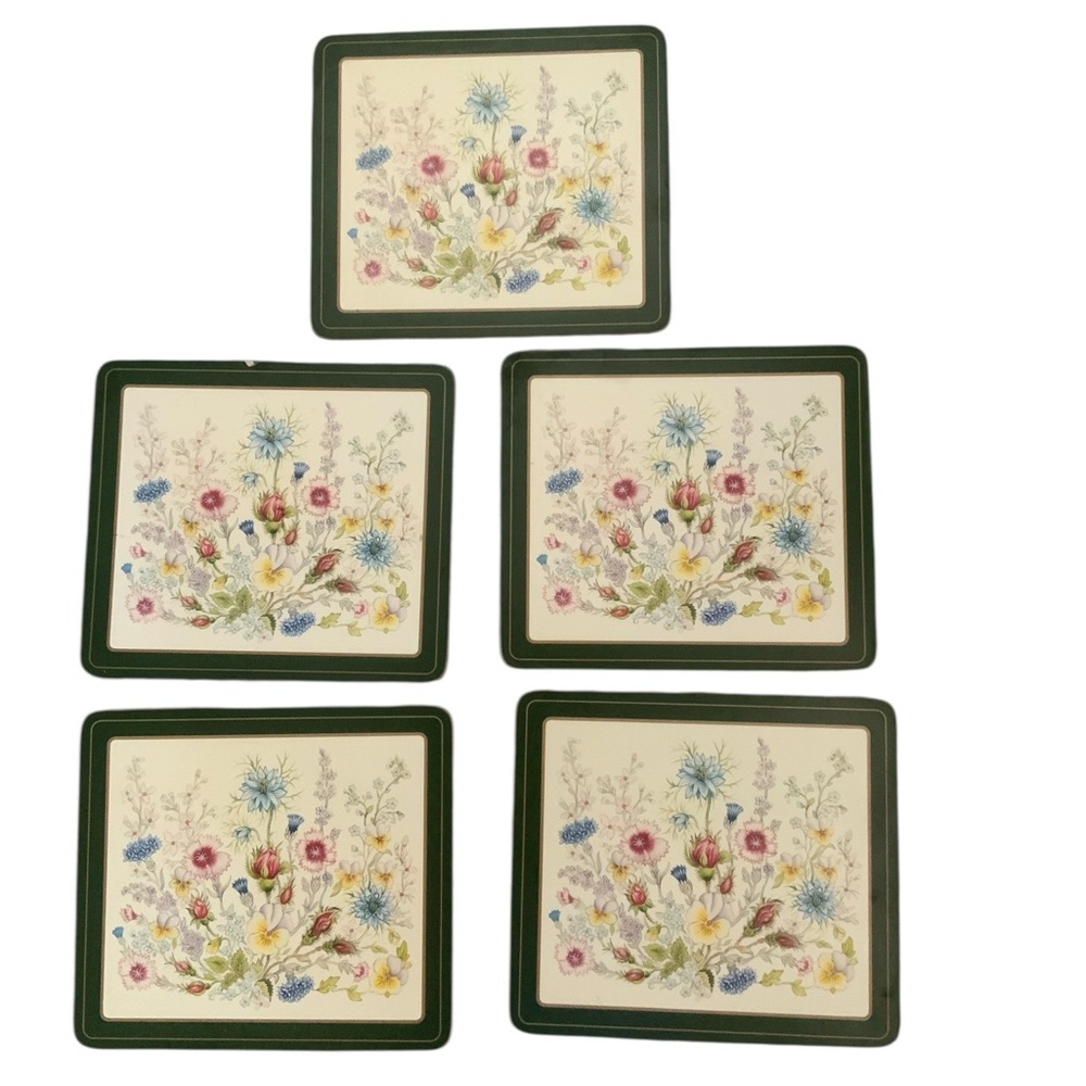 Vintage AYNSLEY Wild Tudor 5 Place Mats 8.5”x7.5” Acrylic Top Cork Bottom No Box - Picture 2 of 6